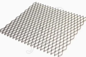 The Practical Benefits of Standard 4x8 Expanded Metal Panels for Filtration Shelving and Safety